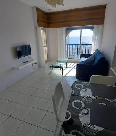 Peaceful Location Apartment *